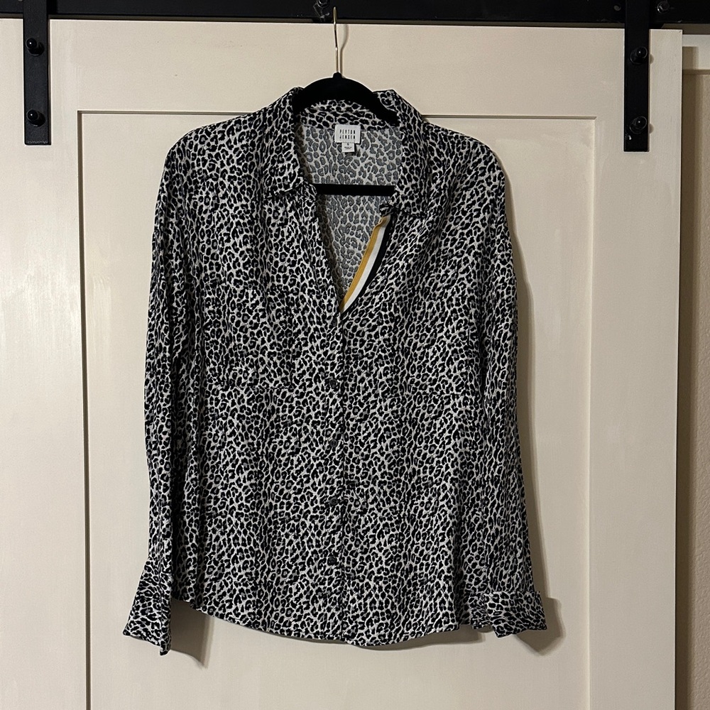 Elegant Black and White Leopard Print Button Down Shirt